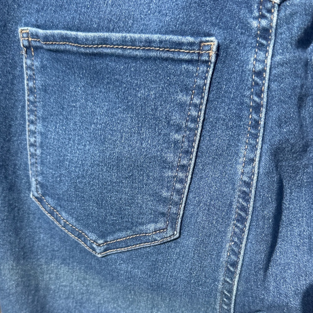 High-Rise Skinny Jeans in Dark Blue for Women - Picture 7 of 7
